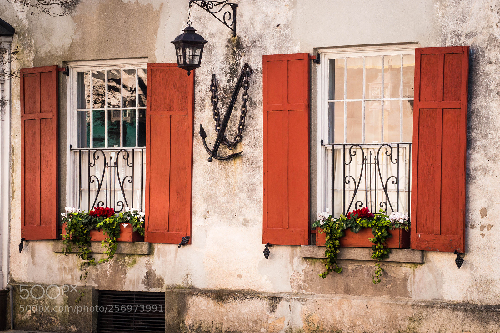 Nikon D3200 sample photo. Red windows photography