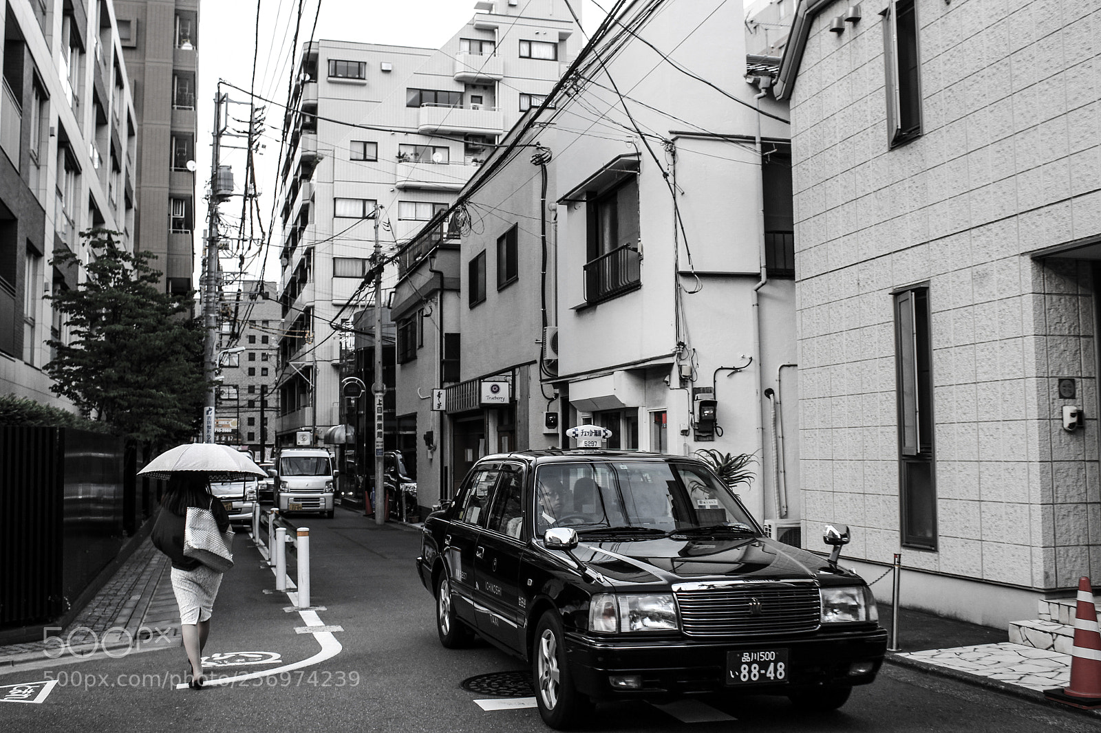 Canon EOS 1300D (EOS Rebel T6 / EOS Kiss X80) sample photo. Streets of tokyo photography
