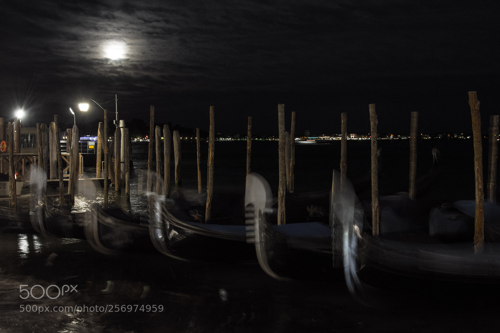 Nikon D7200 sample photo. Mosso con gondole photography