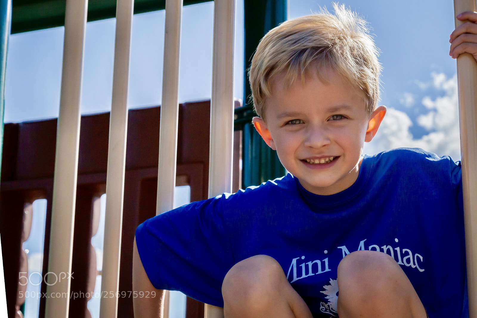 Canon EOS 5D Mark II sample photo. Hi, papa photography