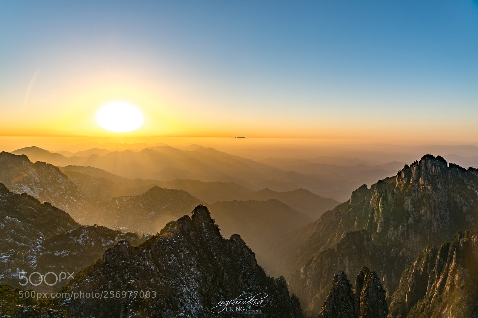 Sony a7R II sample photo. Sunset ii 黃山-huangshan-china photography