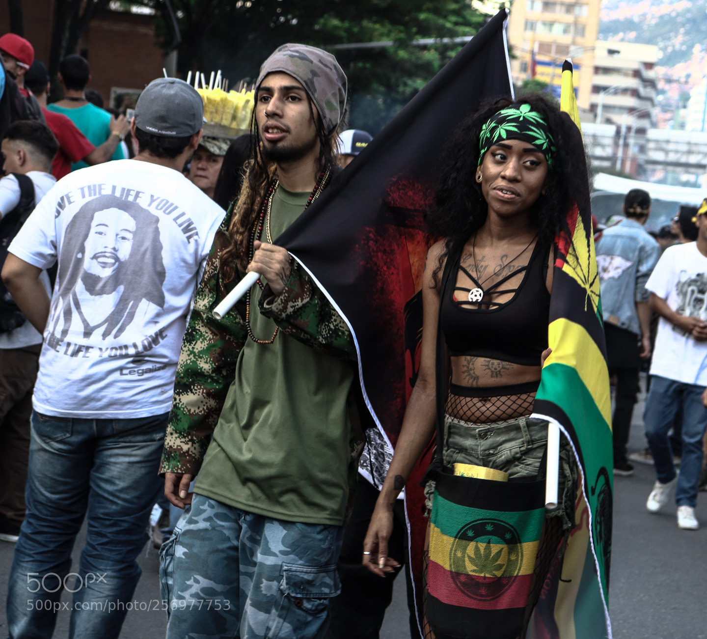Canon EOS 800D (EOS Rebel T7i / EOS Kiss X9i) sample photo. Rasta photography