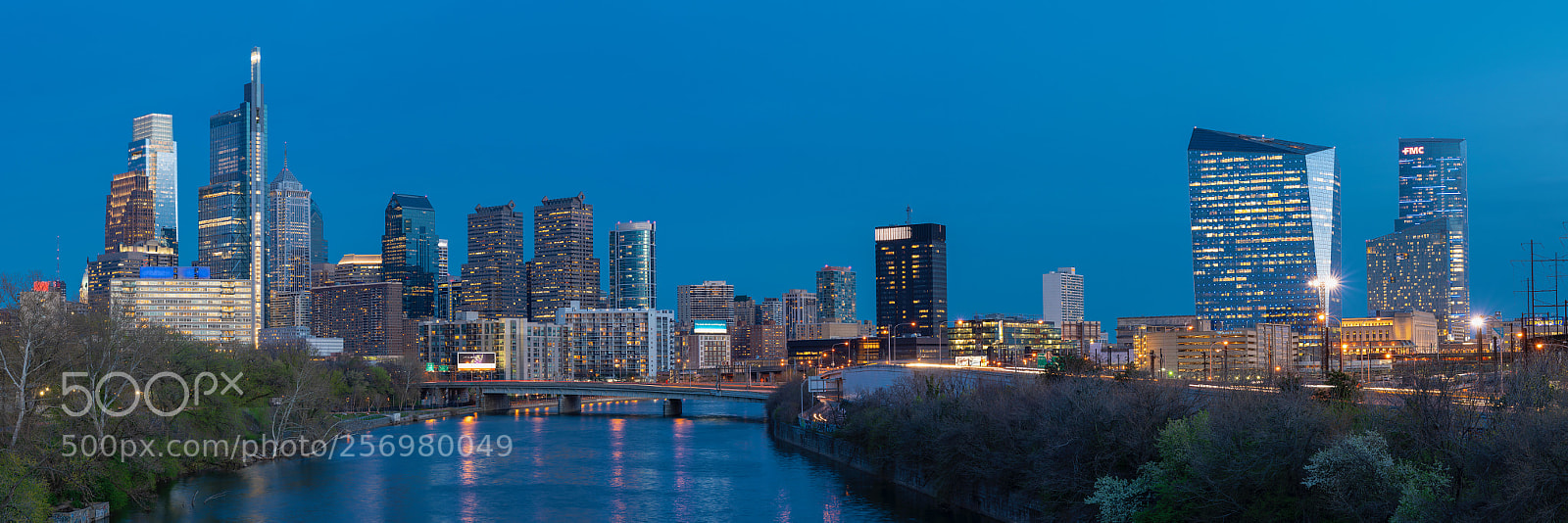 Sony a7R II sample photo. Philadelphia skyline photography