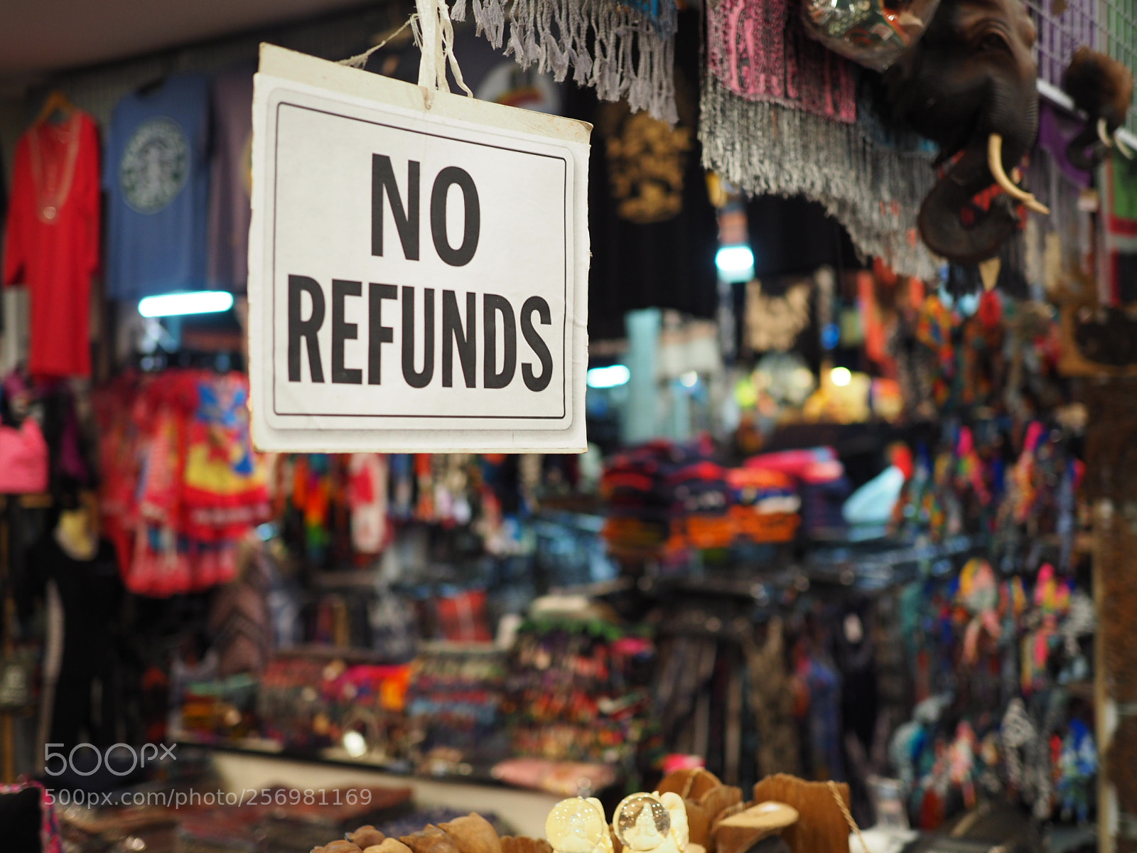 Olympus OM-D E-M10 sample photo. Night market sign photography
