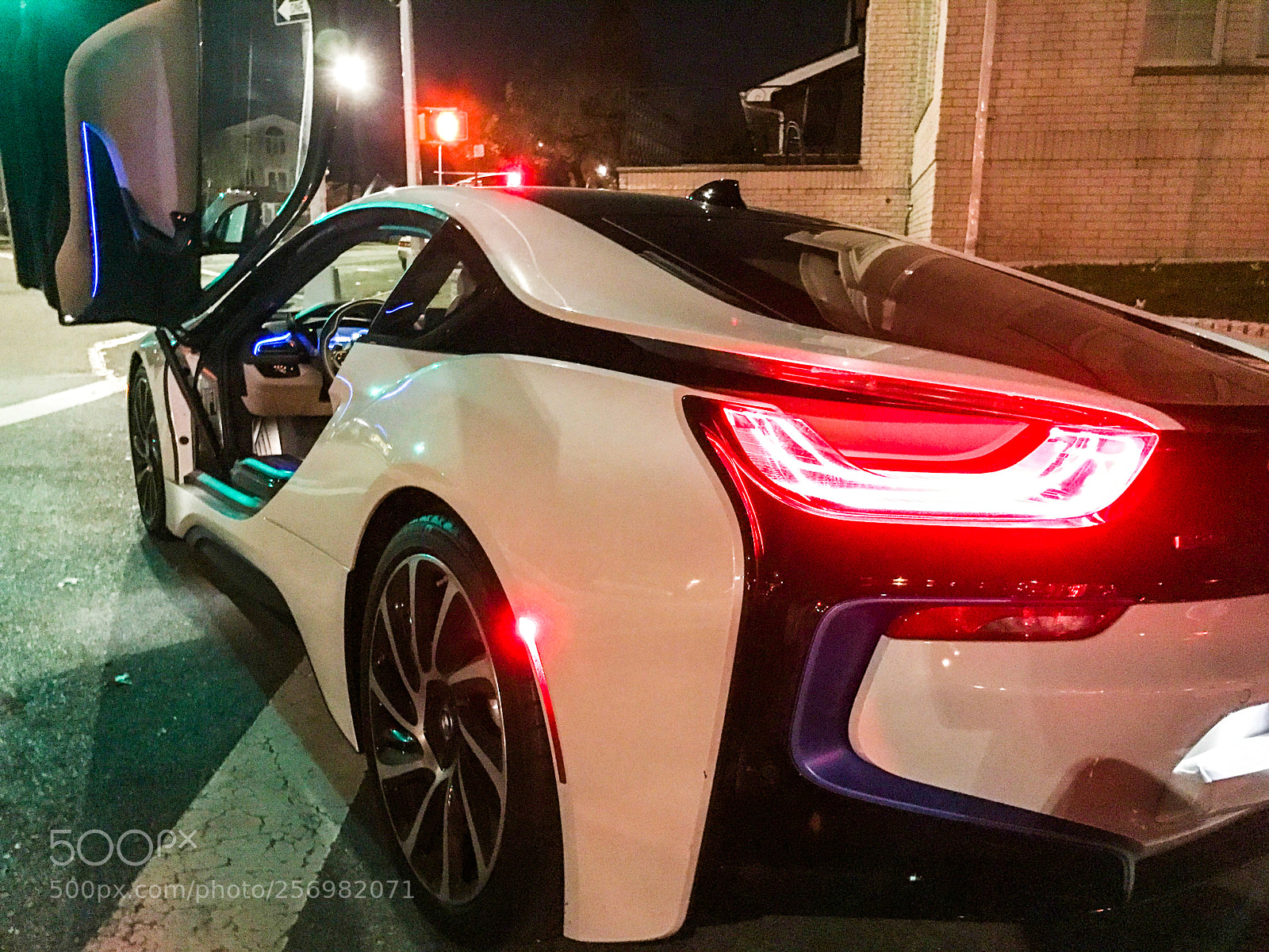 Apple iPhone 7 sample photo. Bmw i8 photography
