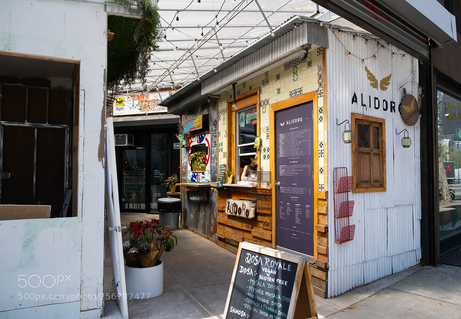 Fujifilm X-E1 sample photo. Little shop photography