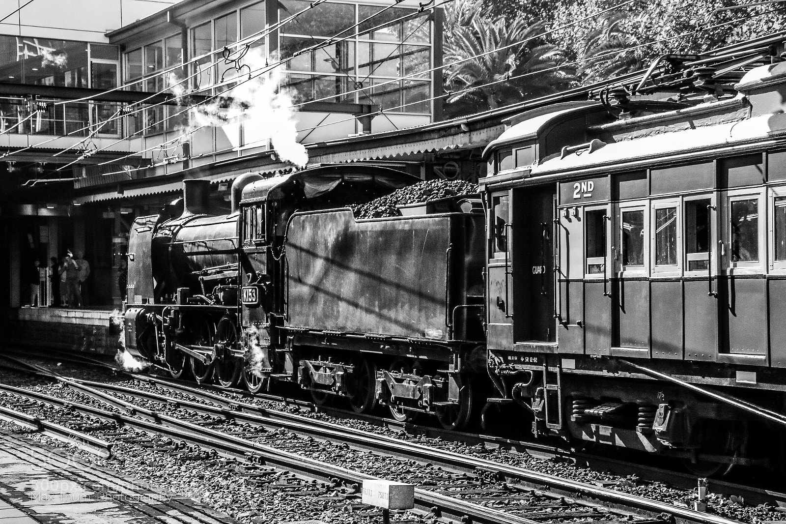 Canon EOS 70D sample photo. K153 at flinders street photography