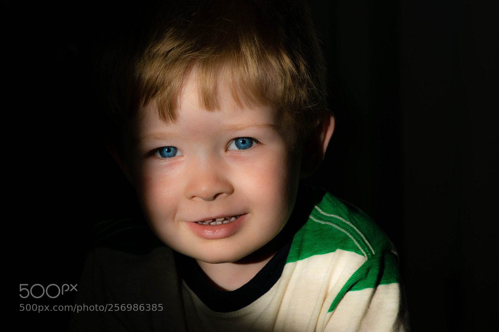Nikon D3300 sample photo. When light happens photography