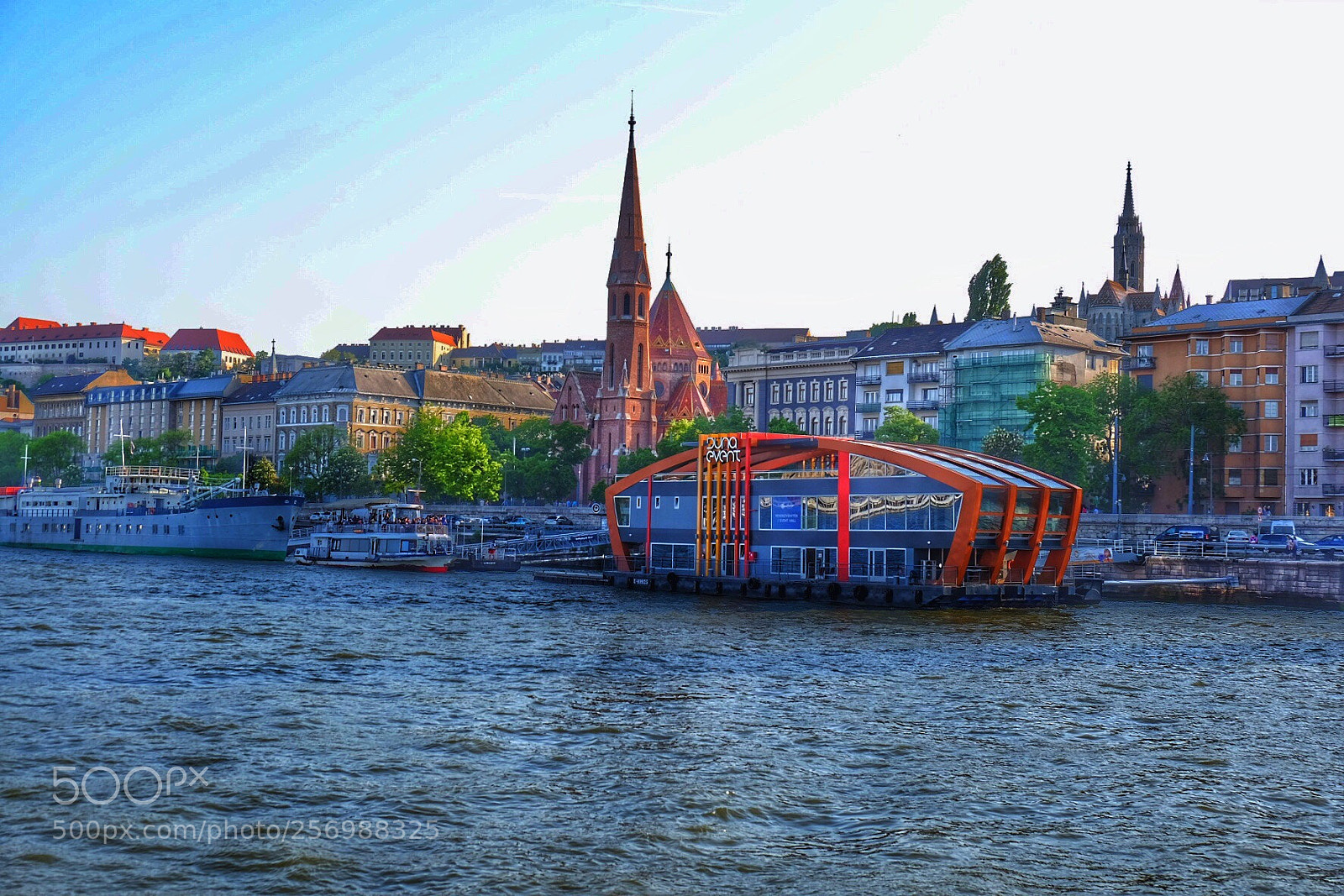 Fujifilm X-T1 sample photo. Budapest photography