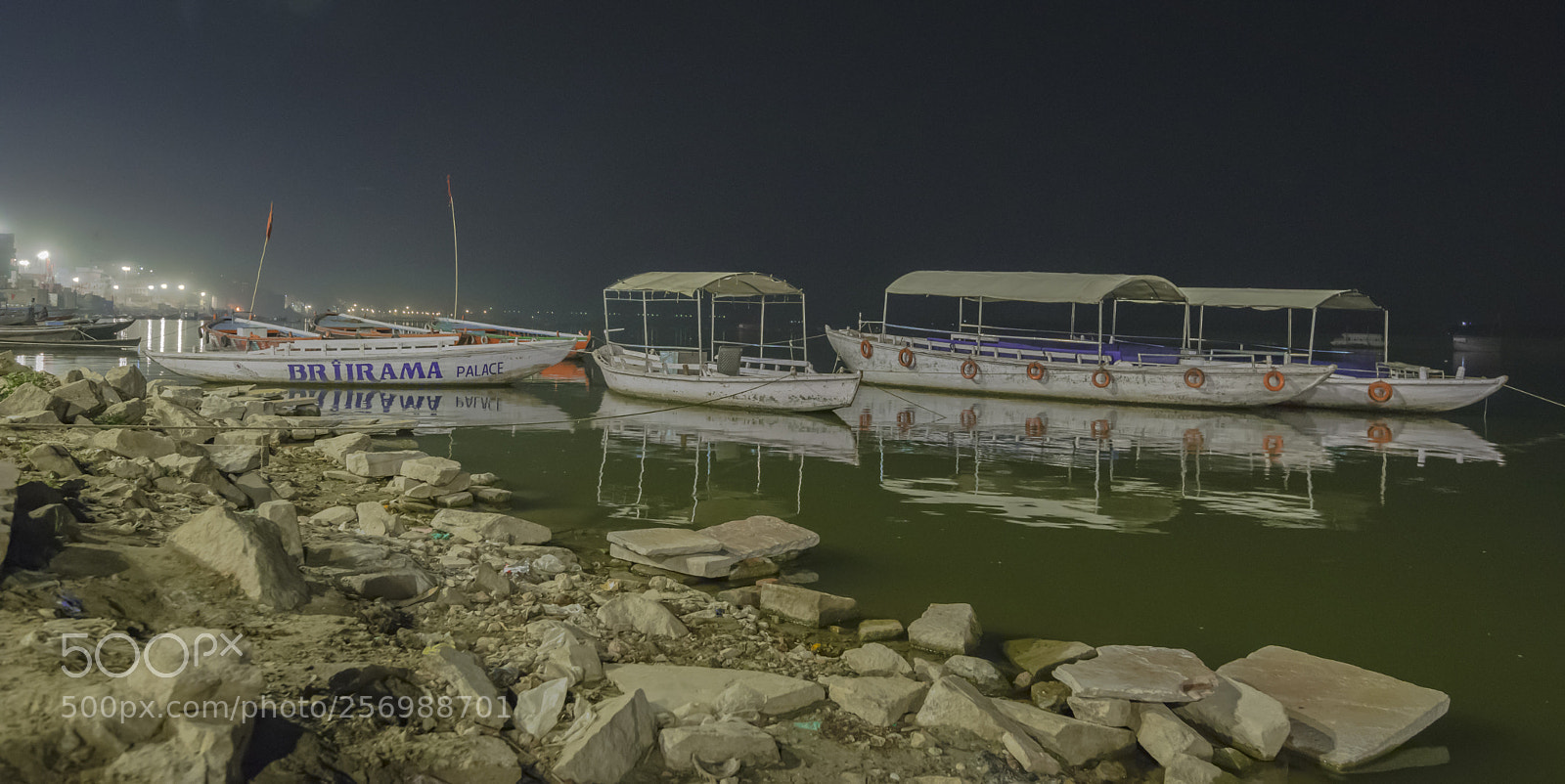 Nikon D3300 sample photo. Varanasi the harbour of photography