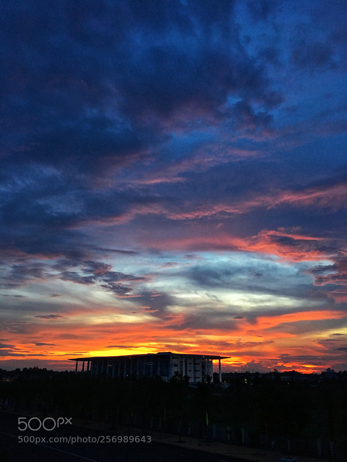 Apple iPhone 6s sample photo. Cloud photography