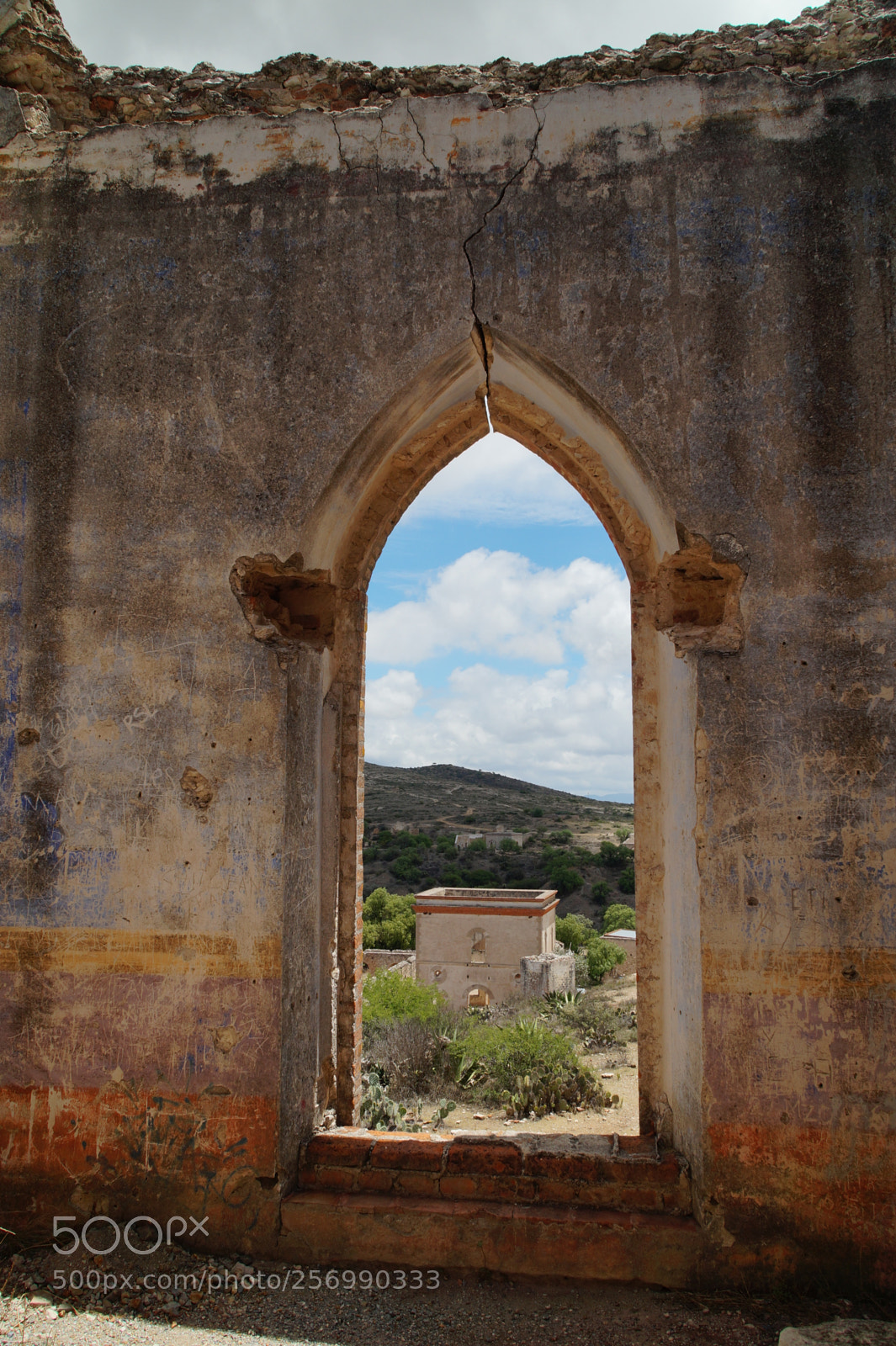 Sony Alpha a3500 sample photo. Una ventana a la photography