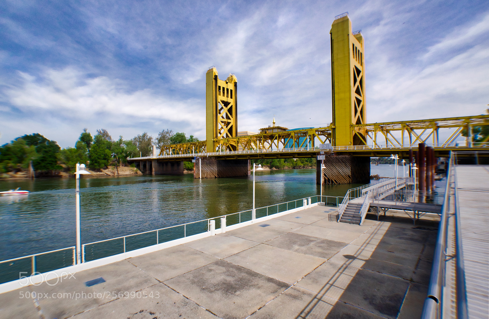 Sony a7 II sample photo. Sony 3862 bridge spring day photography