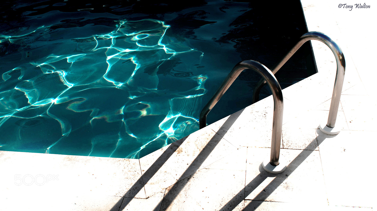 Nikon D7200 sample photo. Pool in cayman islands photography