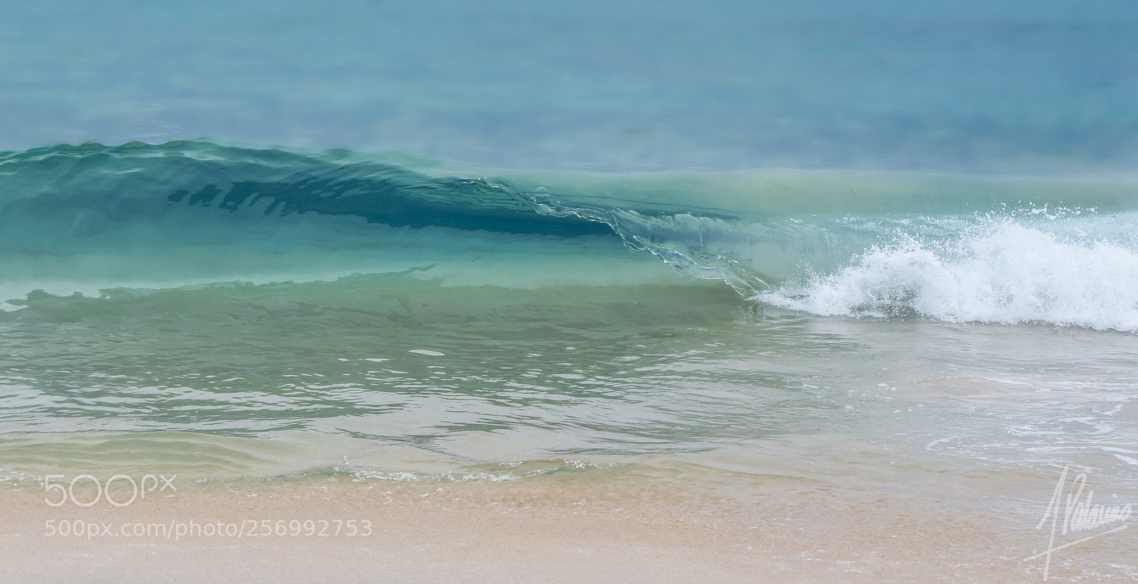Sony a7R II sample photo. Subtle wave at makena photography