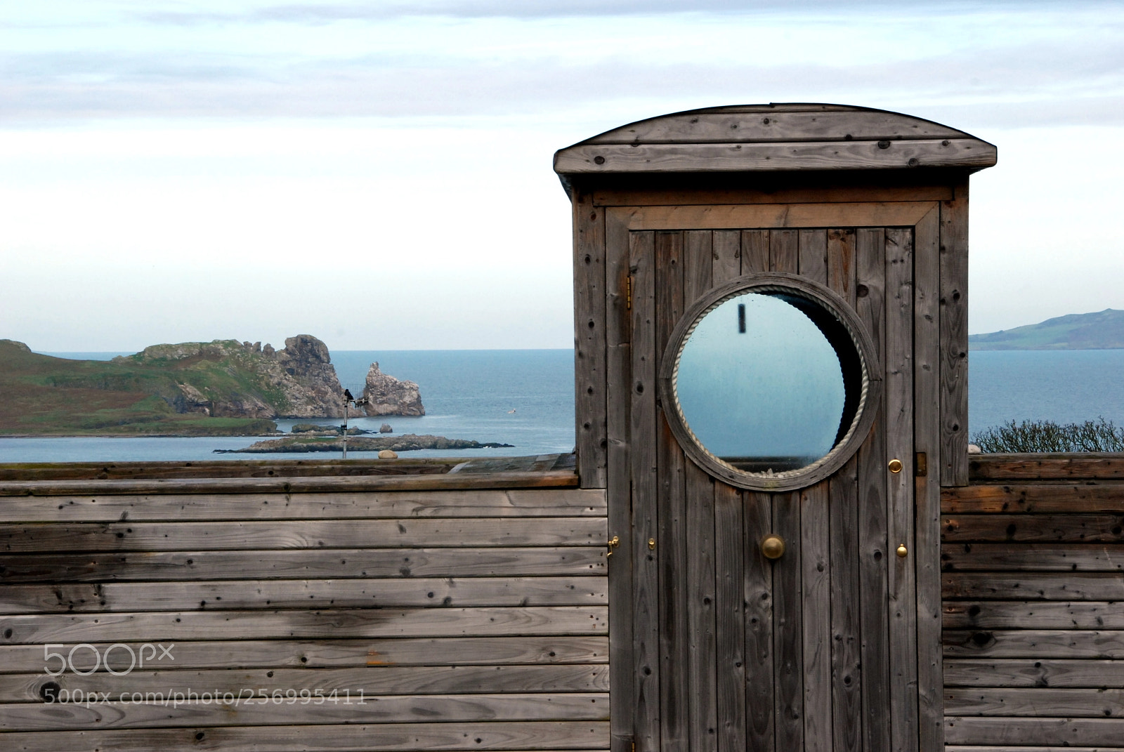 Nikon D80 sample photo. Waiting for the sailor photography