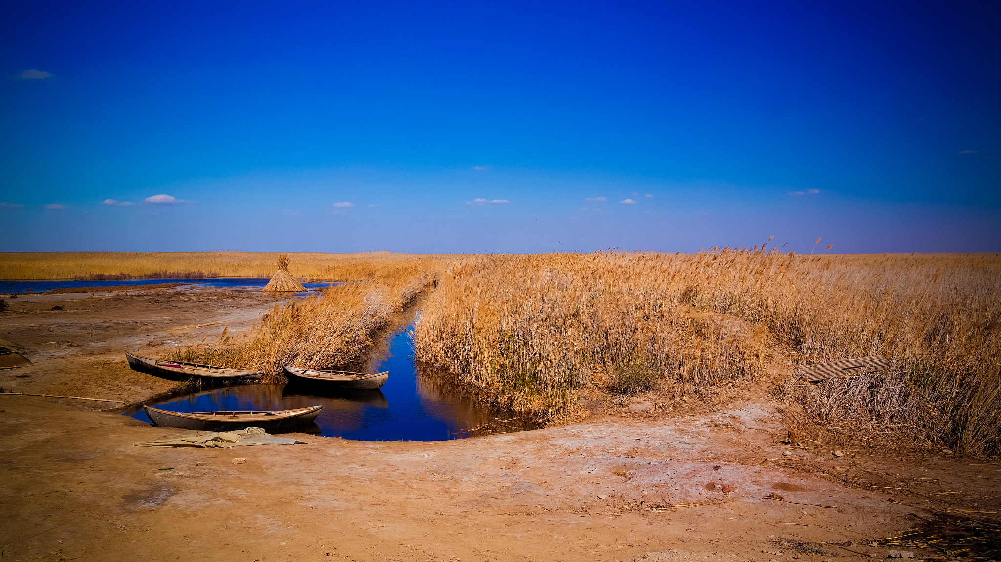 Samsung NX30 sample photo. Runed urga fishing village at the shore of sudochye lake aka par photography