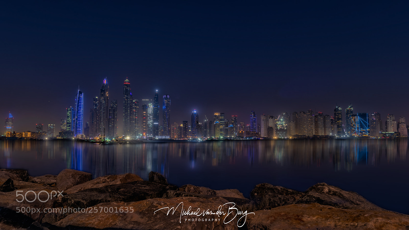 Canon EOS 5D Mark IV sample photo. Dubai marina skyline photography