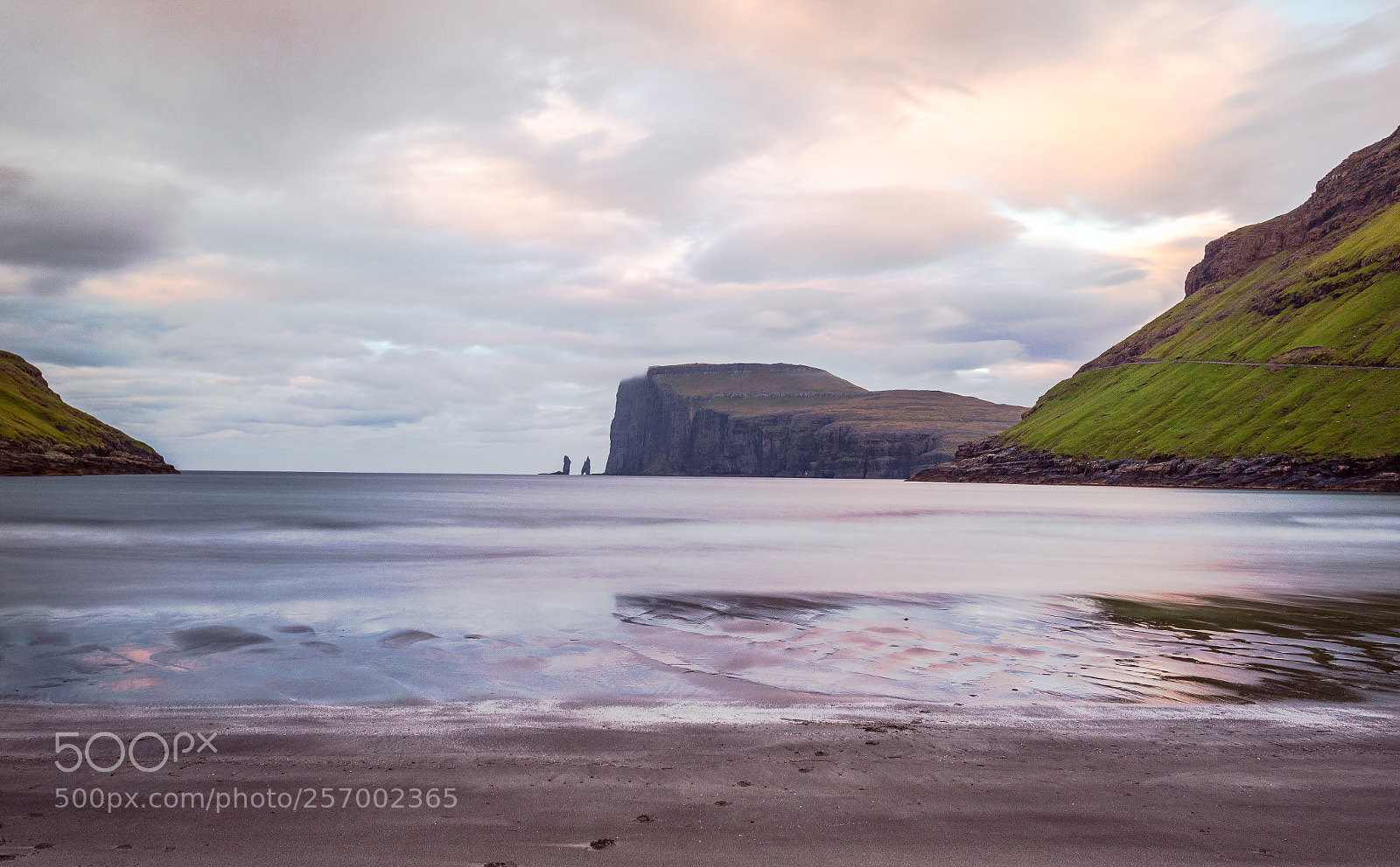 Canon EOS 6D sample photo. Tjørnuvík beach photography
