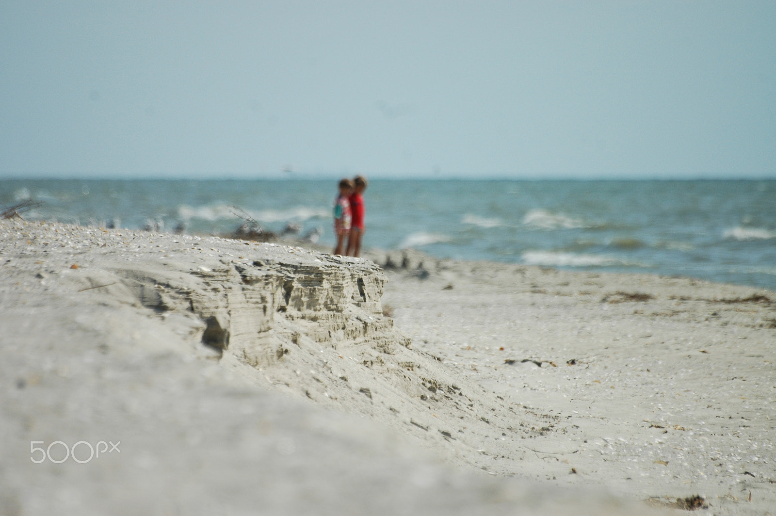 Nikon D70 + Sigma 70-300mm F4-5.6 APO Macro Super II sample photo. Black sea shore photography