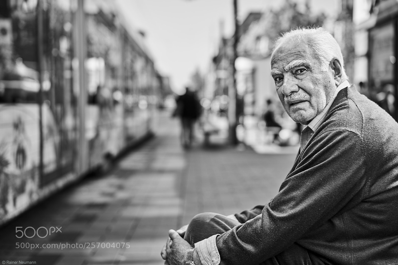 Sony a7R II sample photo. Mann 593 b&w photography