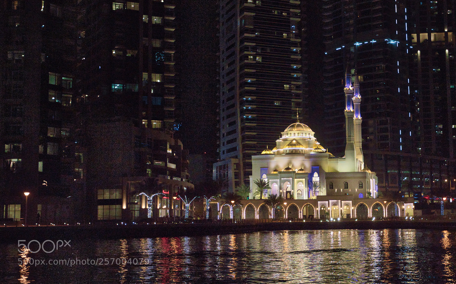 Canon EOS 5DS R sample photo. Dubai marina photography