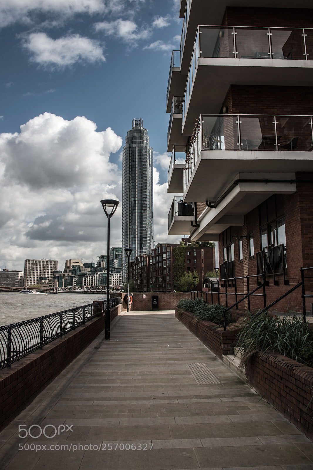 Nikon D810 sample photo. St george wharf tower photography