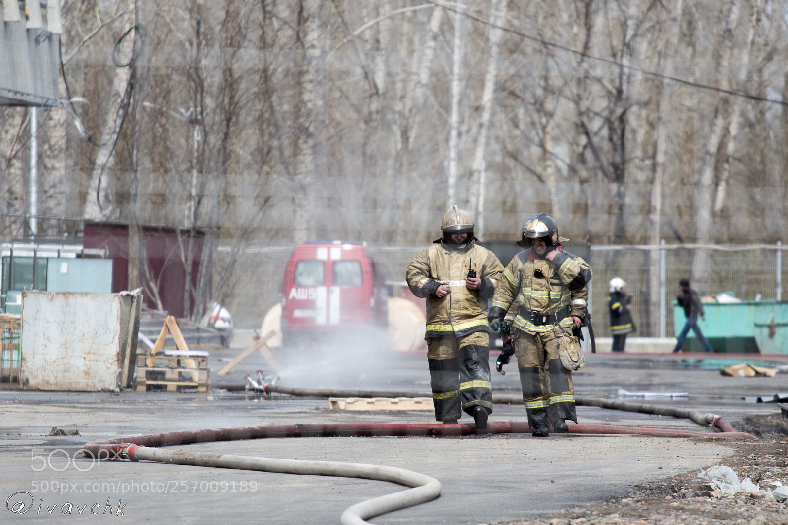 Canon EOS 650D (EOS Rebel T4i / EOS Kiss X6i) sample photo. Firefighters photography