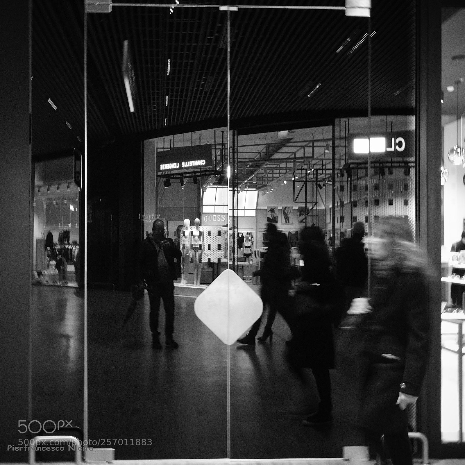 Nikon 1 J5 sample photo. Citylife 10 photography