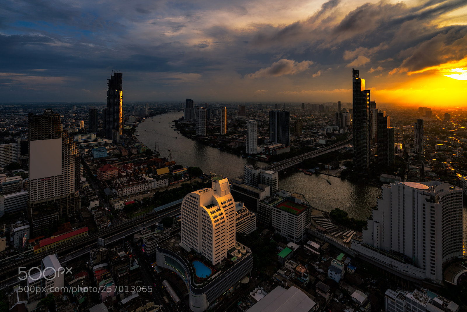 Sony a7R II sample photo. Sunset scence of bangkok photography