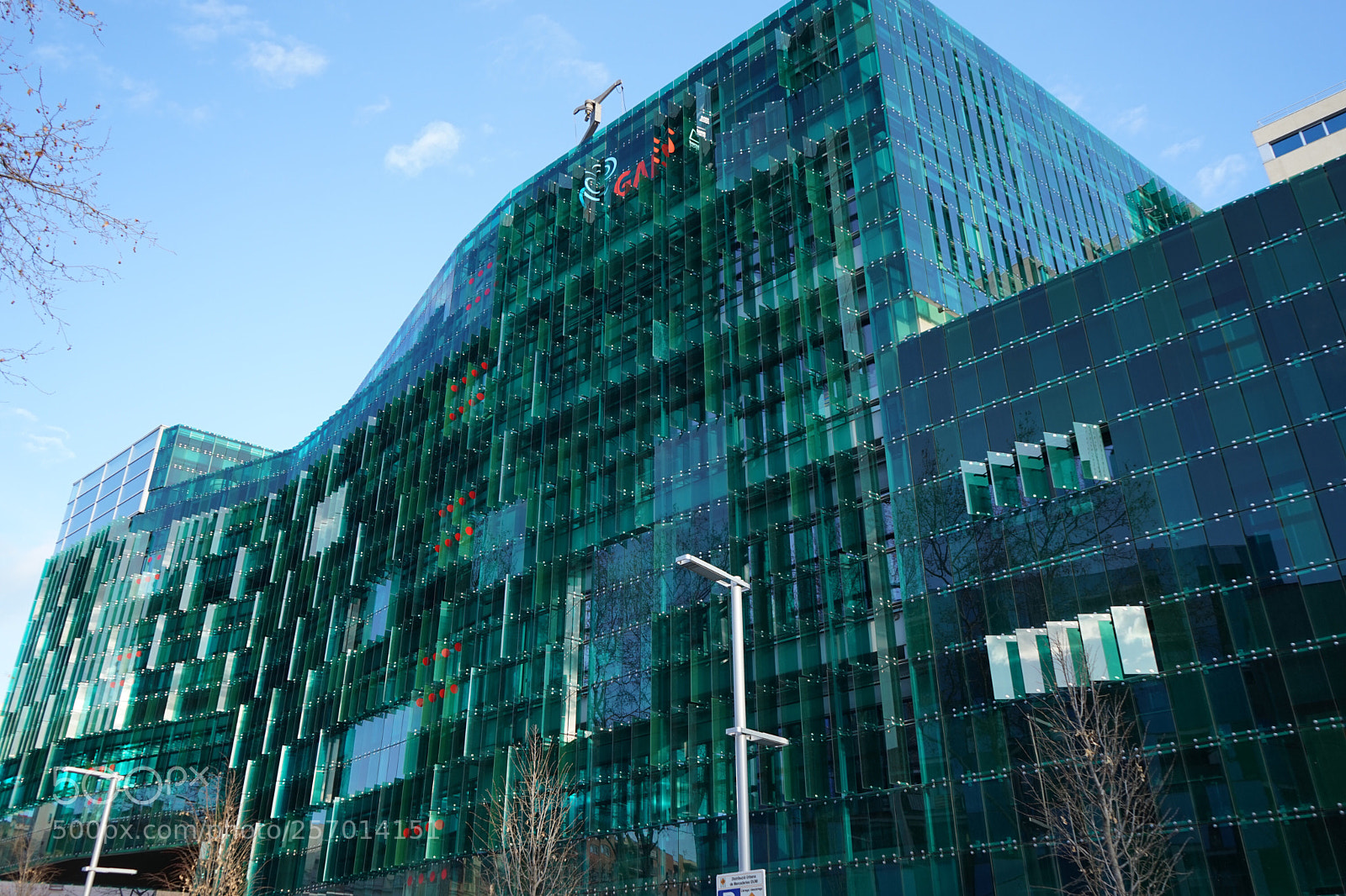Sony a7 sample photo. Emerald building photography
