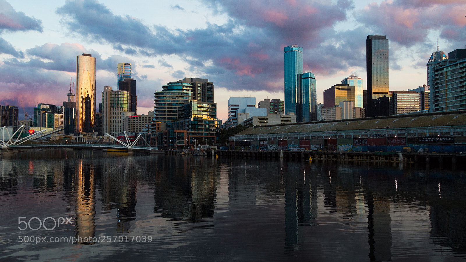 Canon EOS 1300D (EOS Rebel T6 / EOS Kiss X80) sample photo. Melbourne city sunset photography