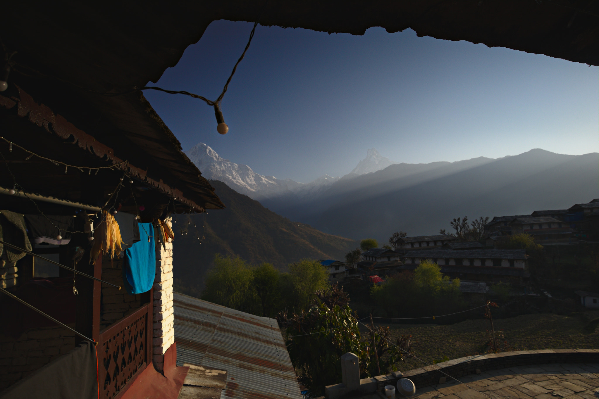 Canon EF-M 11-22mm F4-5.6 IS STM sample photo. Old ghandruk photography