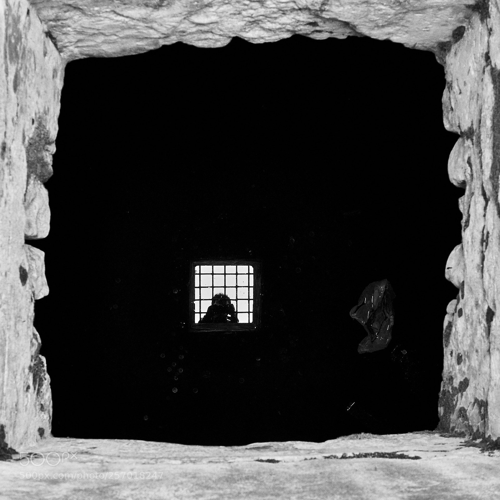 Sony a6000 sample photo. The water well (self-portrait) photography