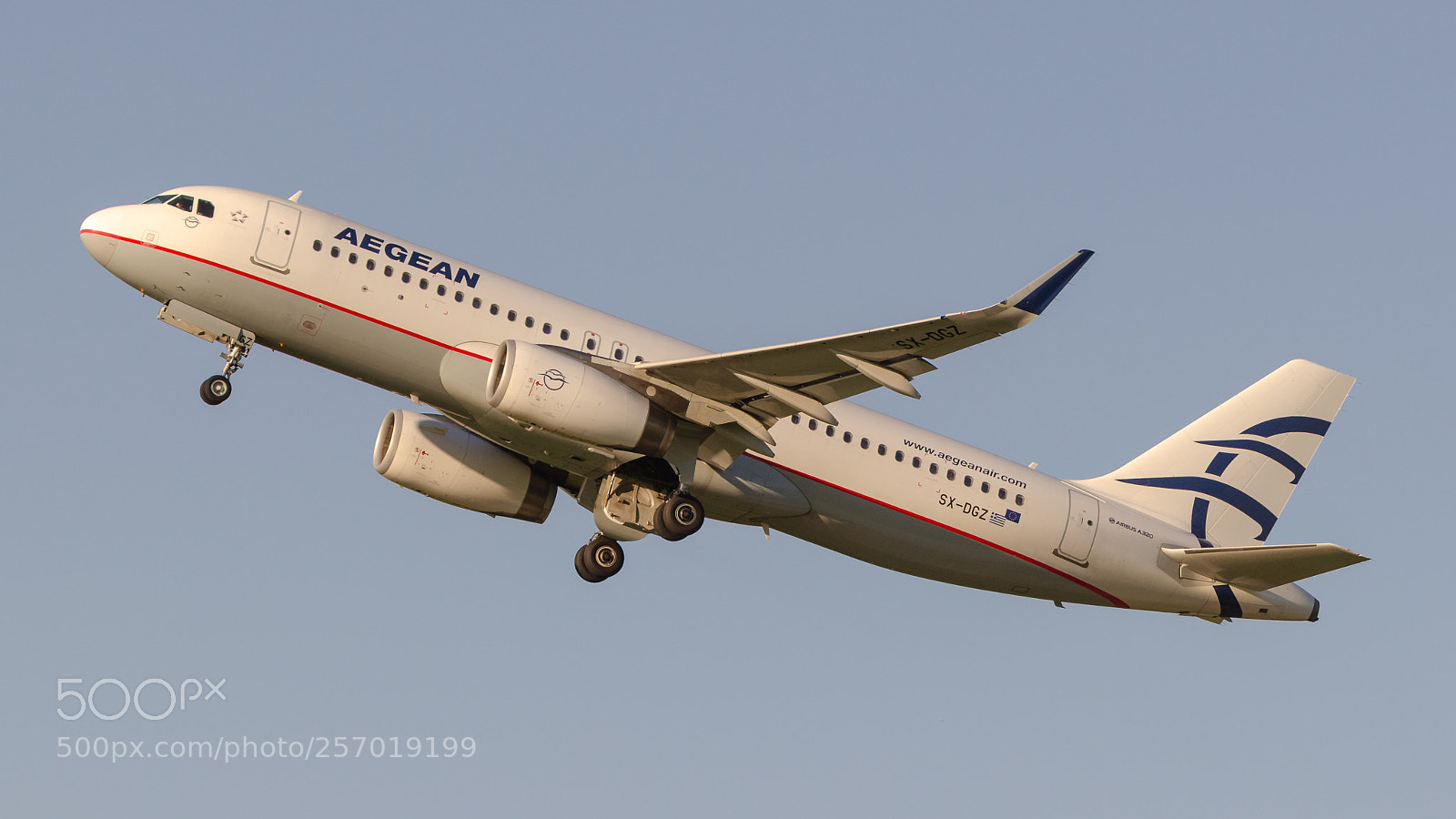 Nikon D5100 sample photo. Airbus a320-232 sx-dgz aegean photography