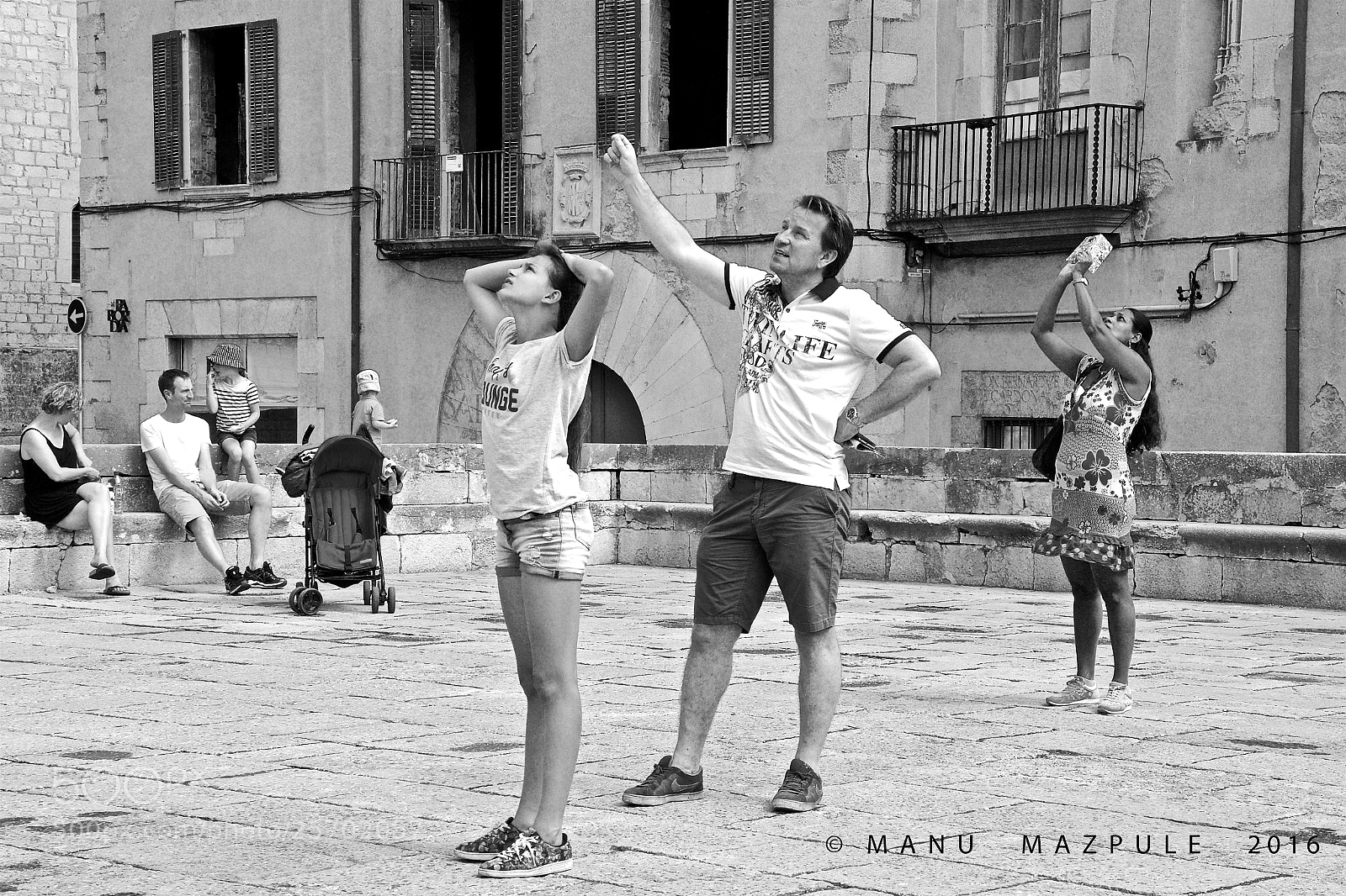 Canon EOS 70D sample photo. 349. girona. catalunya... people photography