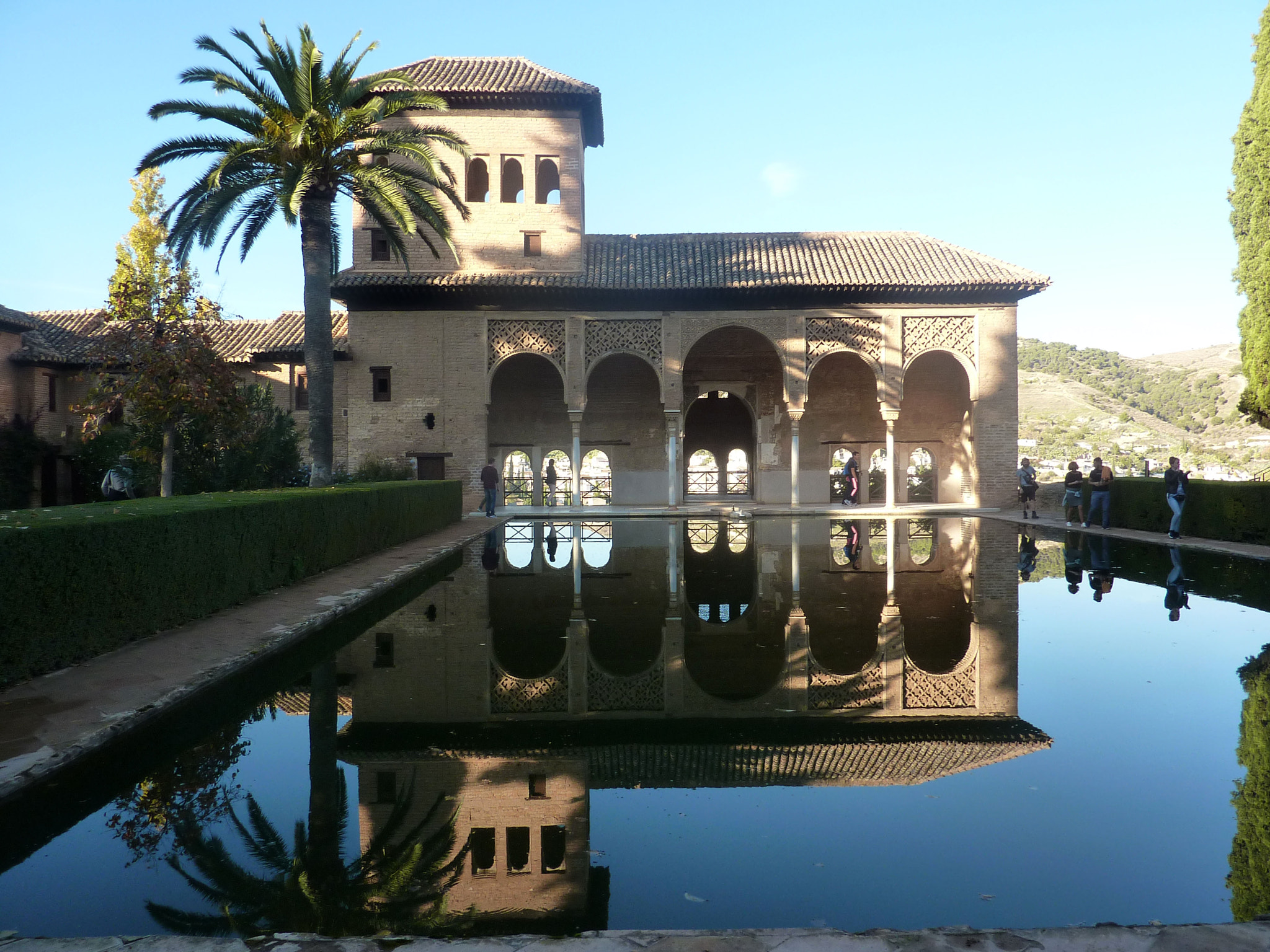 Panasonic Lumix DMC-ZS1 (Lumix DMC-TZ6) sample photo. Granada, andalucia photography