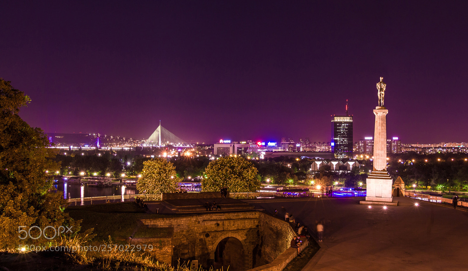 Canon EOS 700D (EOS Rebel T5i / EOS Kiss X7i) sample photo. Night shot from kalemegdan photography