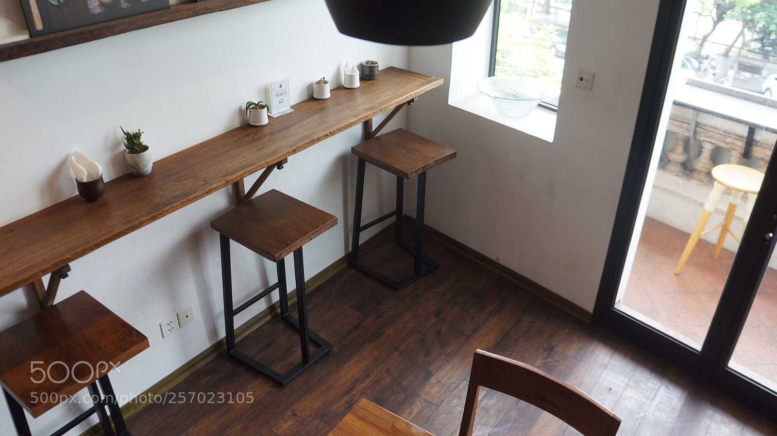 Sony Alpha NEX-5N sample photo. #corner photography