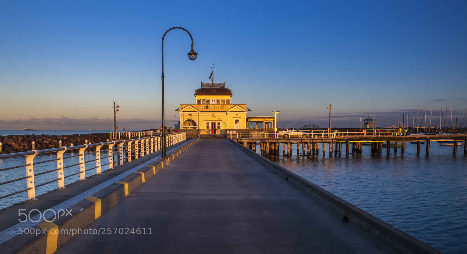 Nikon D5 sample photo. St.kilda's pier photography