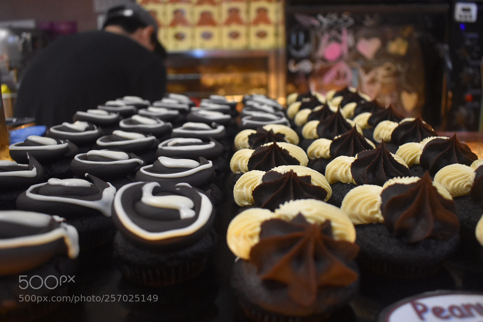 Nikon D3400 sample photo. A baker’s art photography