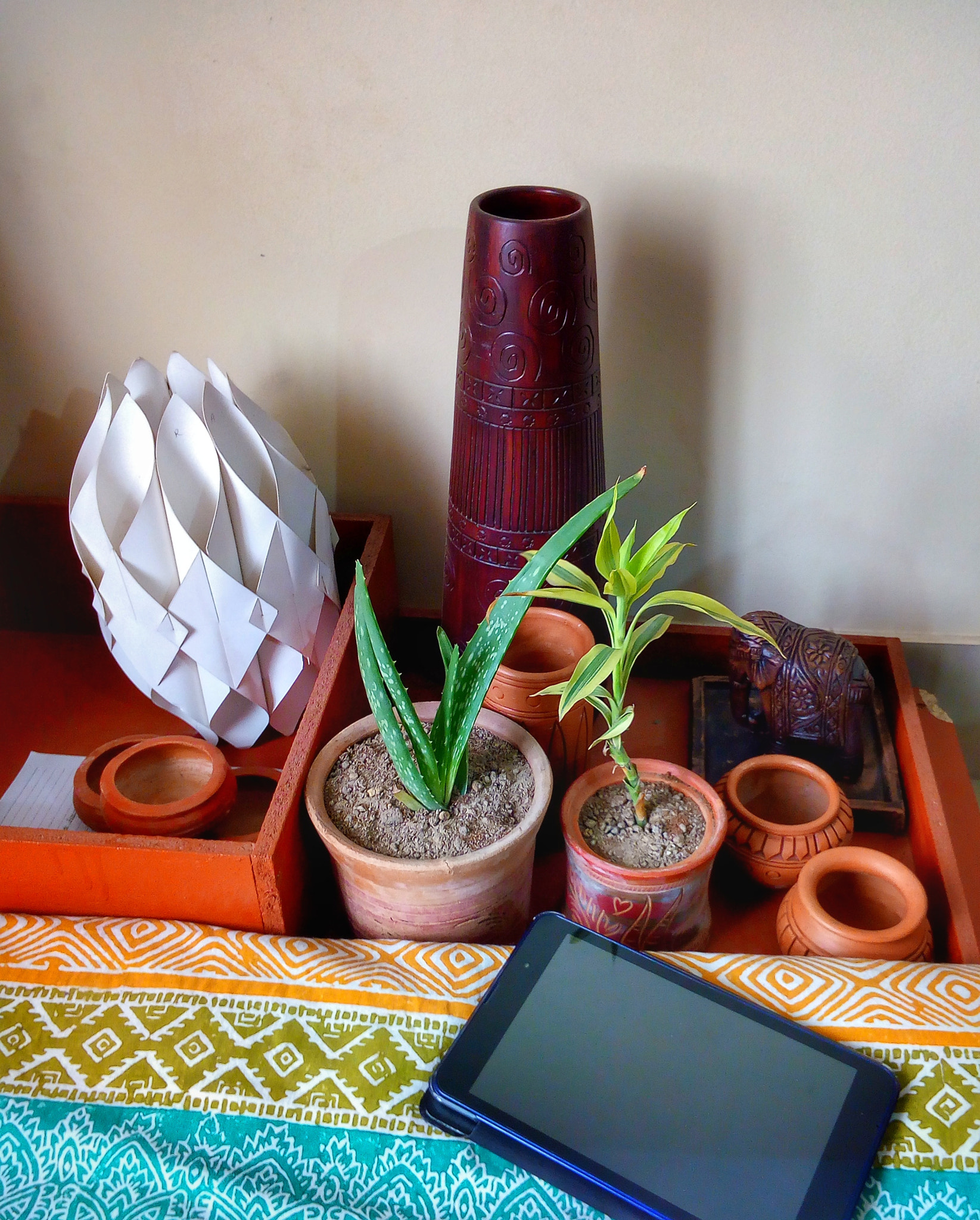 Symphony R100 sample photo. My office decor photography