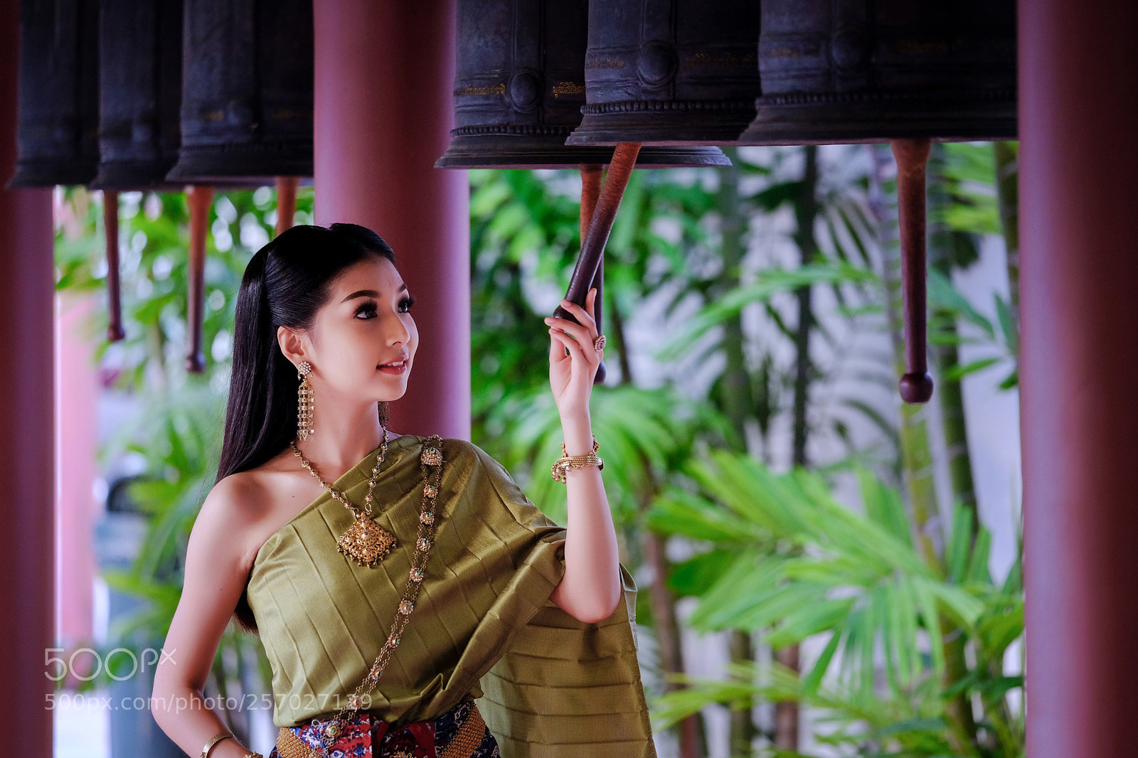 Fujifilm X-T2 sample photo. Beautiful thai girl in photography