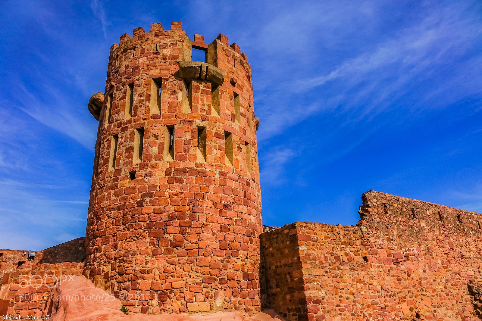 Sony Cyber-shot DSC-RX10 sample photo. Torre almenada del castillo photography