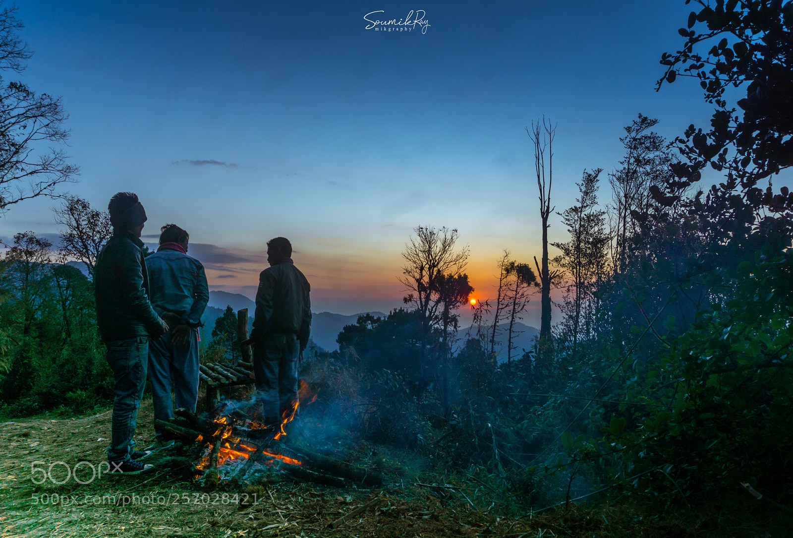 Sony a6000 sample photo. Following the sunrise. photography