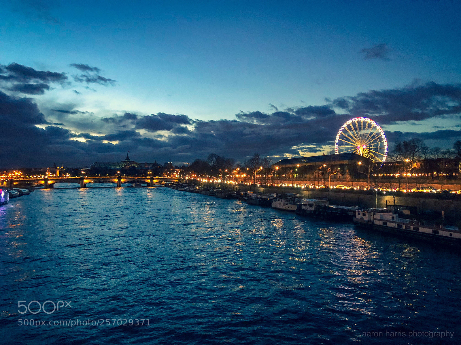 Apple iPhone X sample photo. The seine photography