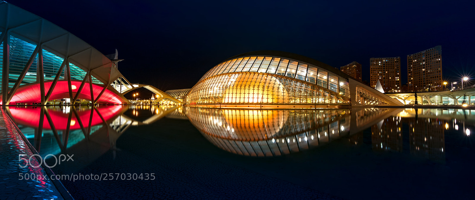 Canon EOS 5DS R sample photo. Valencia,city of arts and photography