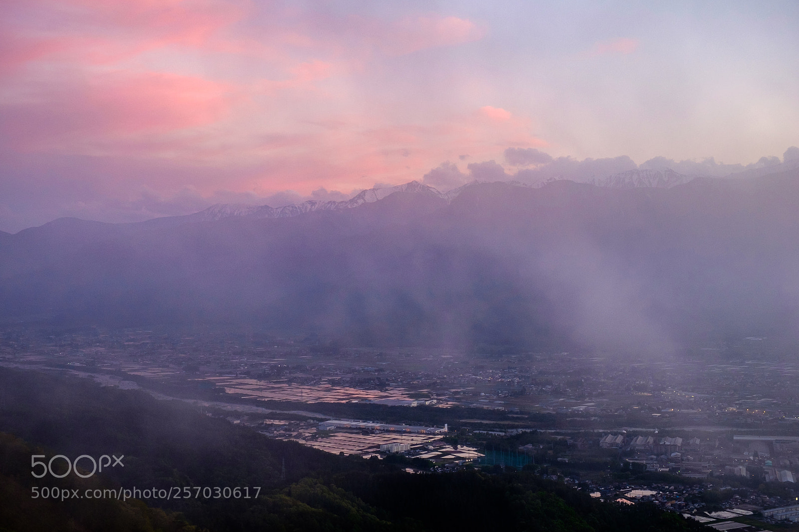 Fujifilm X-T1 sample photo. 鷹狩山展望台 photography