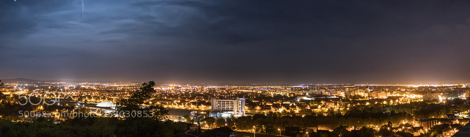 Canon EOS 77D (EOS 9000D / EOS 770D) sample photo. Panorama oradea, romania photography