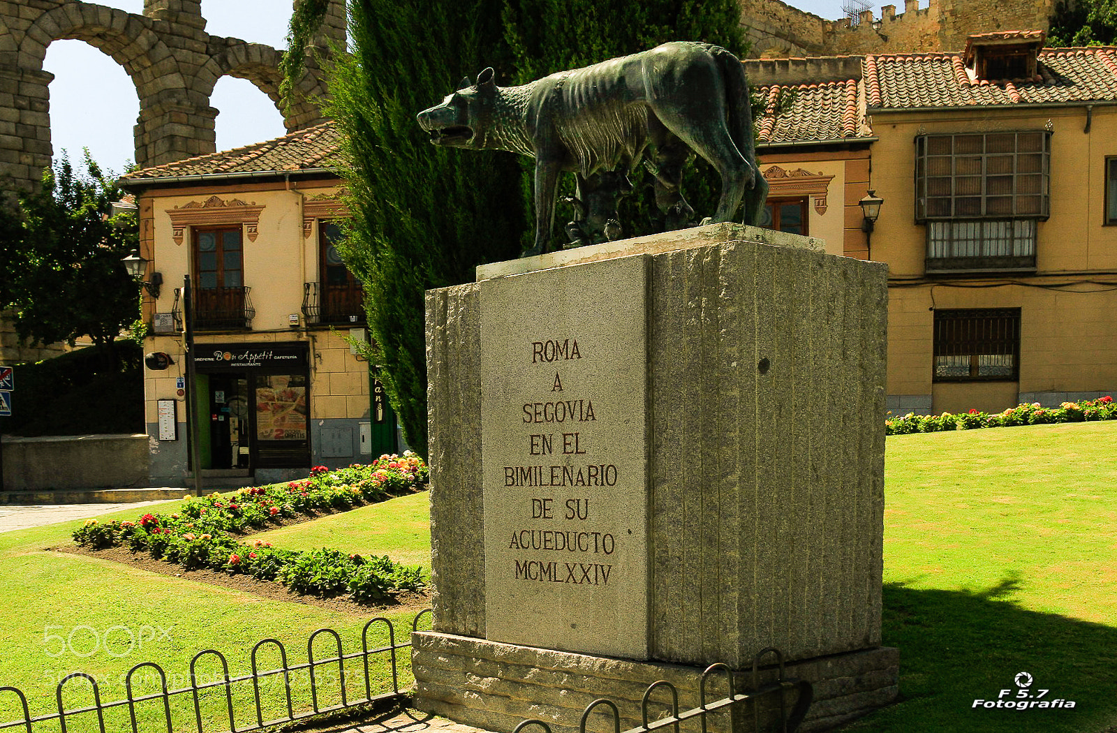 Canon EOS 7D sample photo. Homenaje de roma a photography